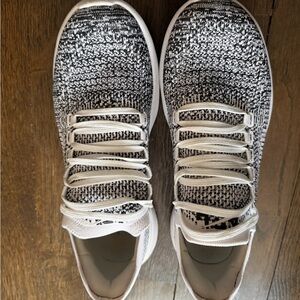 APL Black and White Athletic Shoes